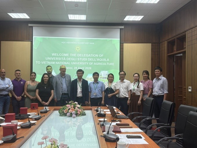 Học viện Nông nghiệp Việt Nam và Đại học L’Aquila – Italia mở ra quan hệ hợp tác chiến lược bền vững